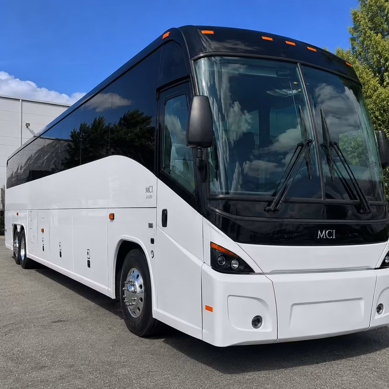 corporate campus and office park shuttles in rowlett tx
